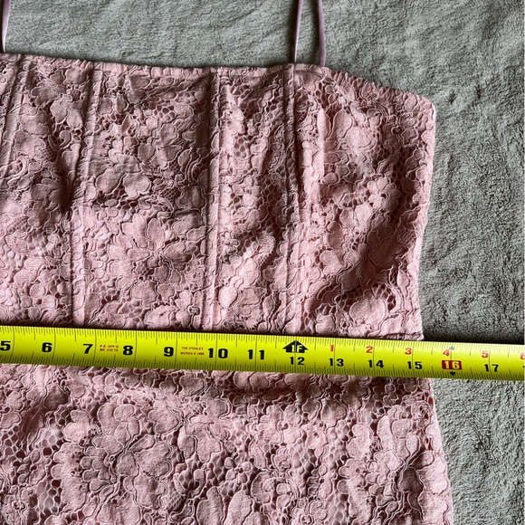 Lulu’s Lace Dress - Picture 11 of 12